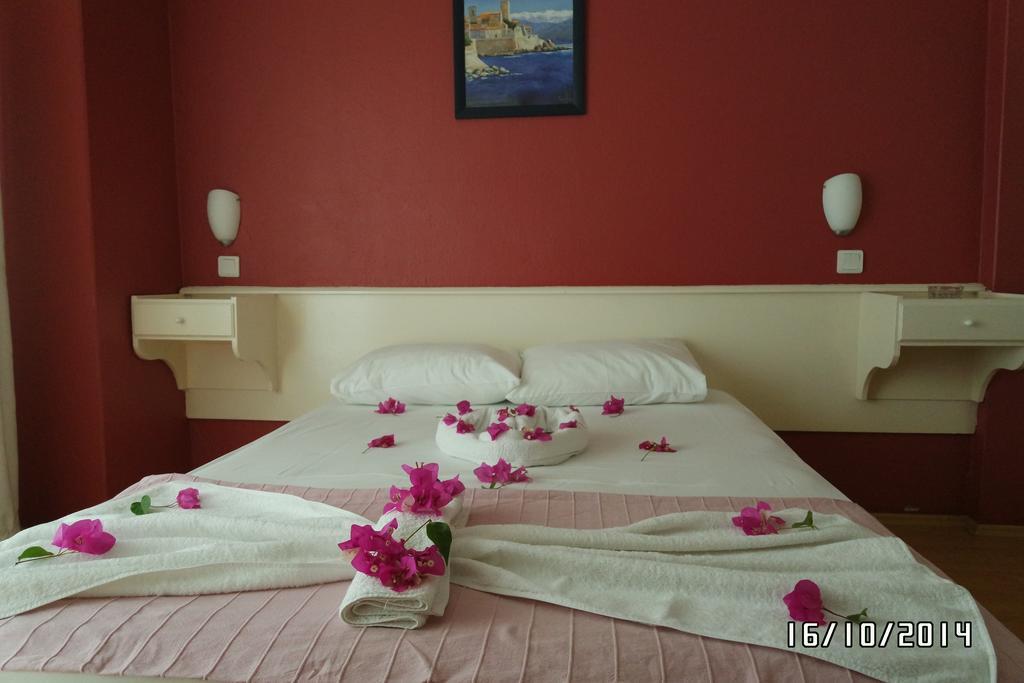 Villa Dedem Hotel Фоча Стая снимка